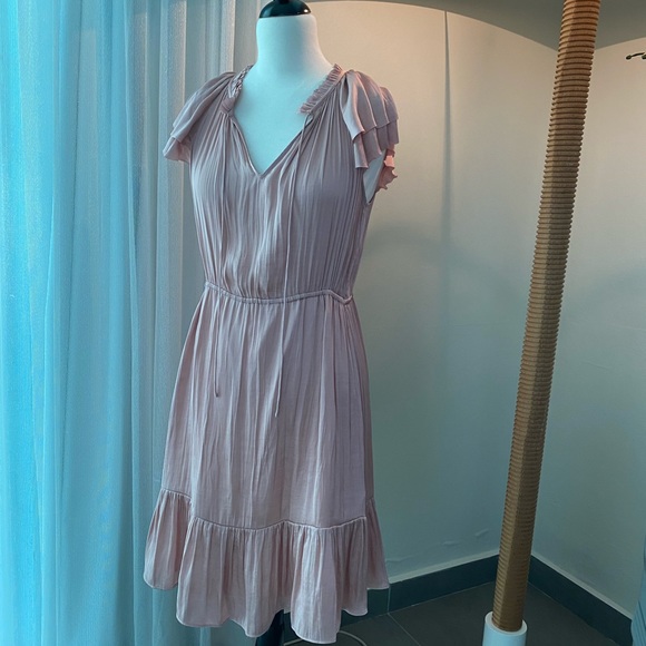 Banana Republic Dresses & Skirts - Banana Republic pink dress.